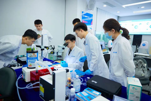 瑞沃德聯(lián)合吉訓(xùn)明教授團(tuán)隊(duì)成員，成功舉辦腦缺血動物模型培訓(xùn)班